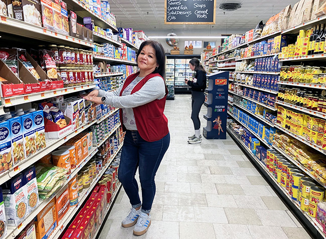 foodiesmarketsgrocery003